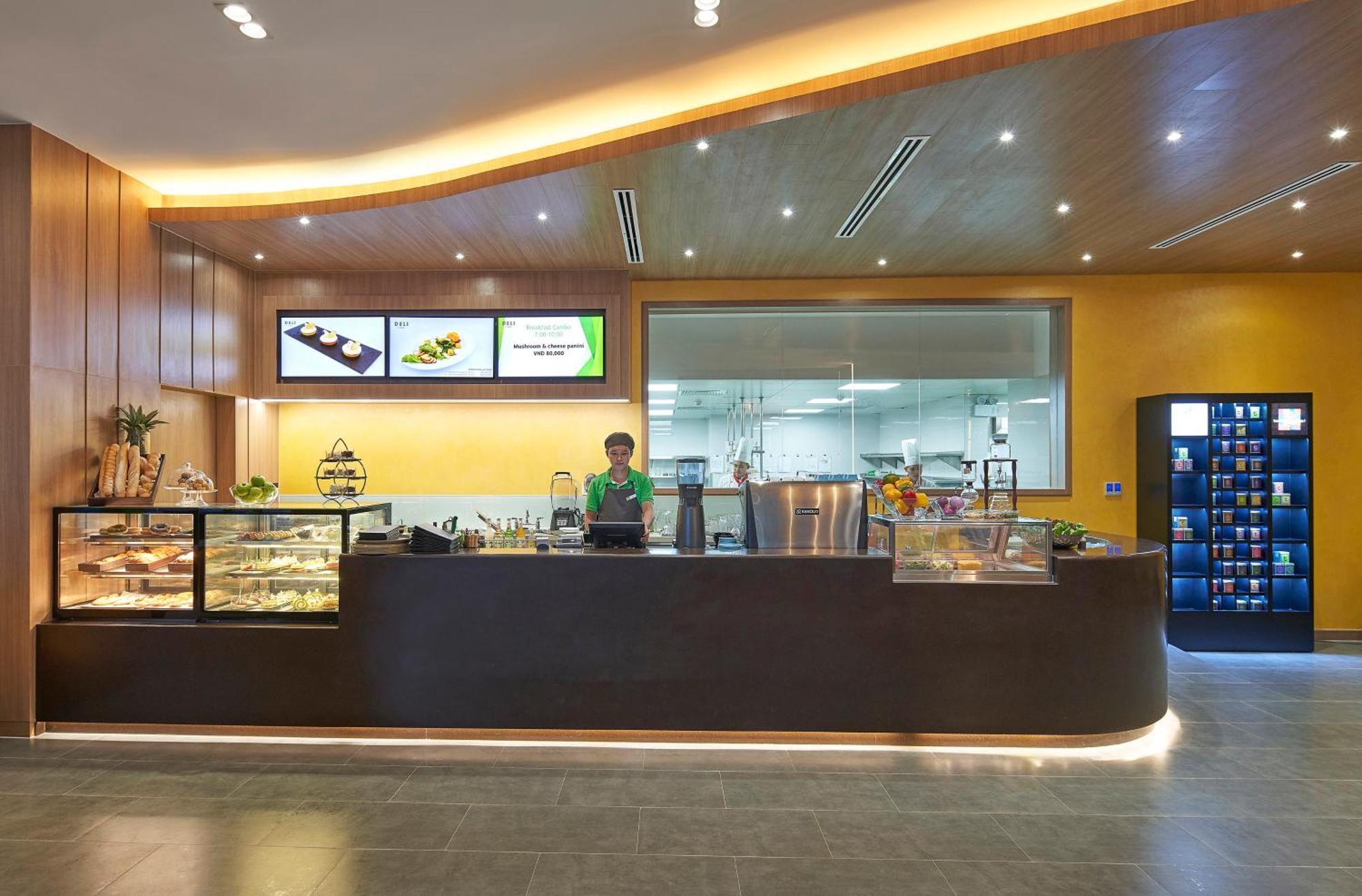 Holiday Inn & Suites Saigon Airport By Ihg Ho Chi Minh City Exterior photo
